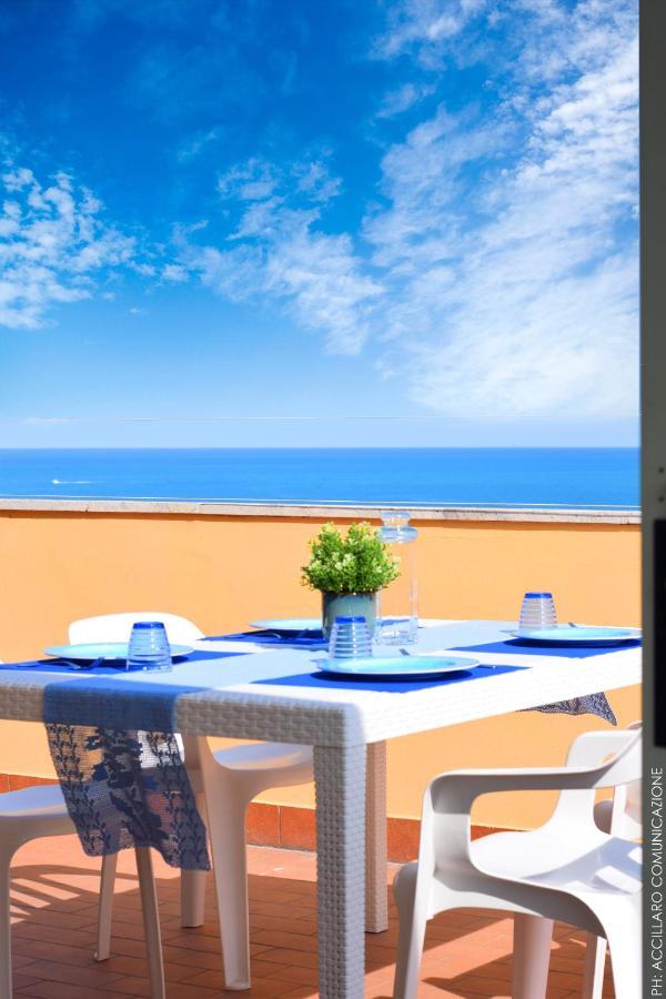 Appartement La Terrazza Sul Mare à Montesilvano Marina Extérieur photo