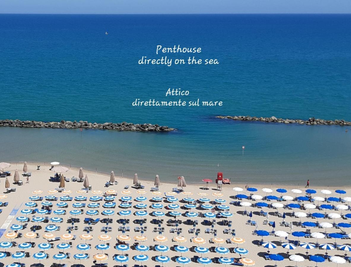 Appartement La Terrazza Sul Mare à Montesilvano Marina Extérieur photo
